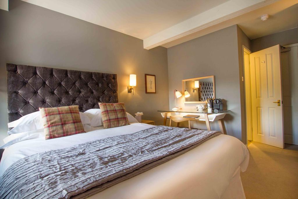 Crown & Punchbowl Hotell Milton  Exteriör bild